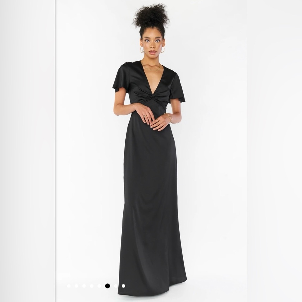 Show Me Your MuMu Elegant Black Gown